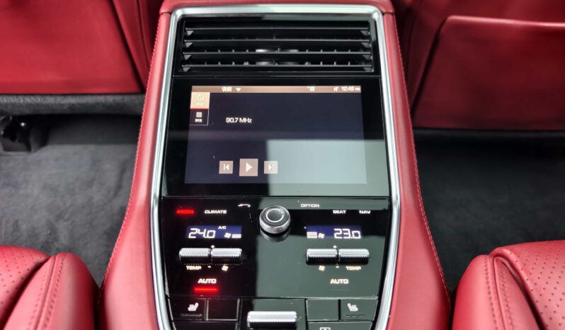 
								Porsche Panamera 2017 Model Panamera 4 Executive Long Wheelbase 3.0T full									