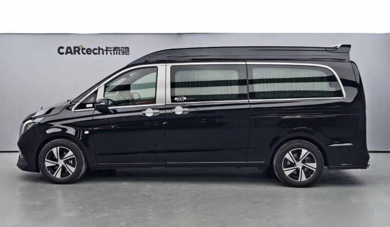 
								Mercedes-Benz Vito 2025 2.0T Business Edition 7-Seater full									