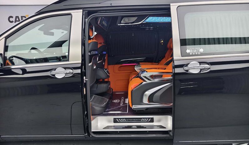 
								Mercedes-Benz Vito 2025 2.0T Business Edition 7-Seater full									