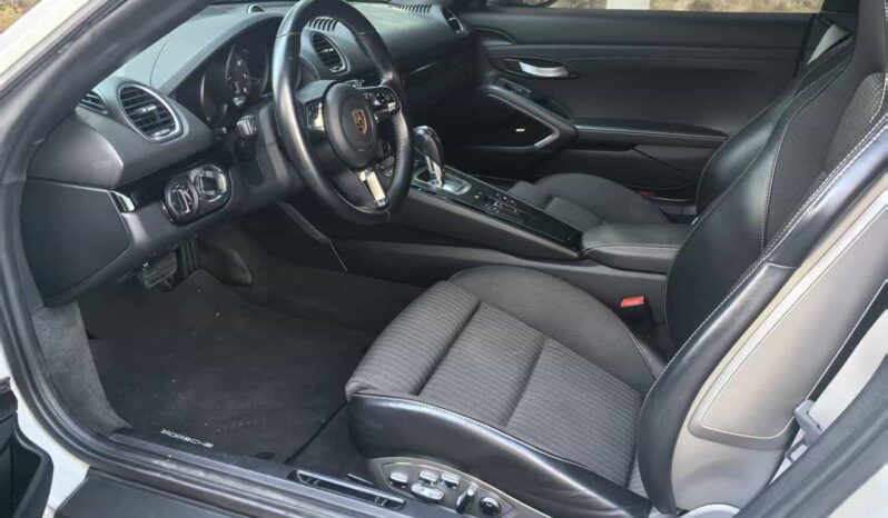 
								Porsche 718 2019 Boxster T 2.0T full									