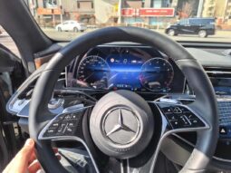 
										Mercedes-Benz E-Class 2024 Facelift E300L Luxury Edition full									