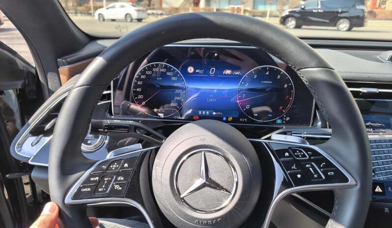 
								Mercedes-Benz E-Class 2024 Facelift E300L Luxury Edition full									