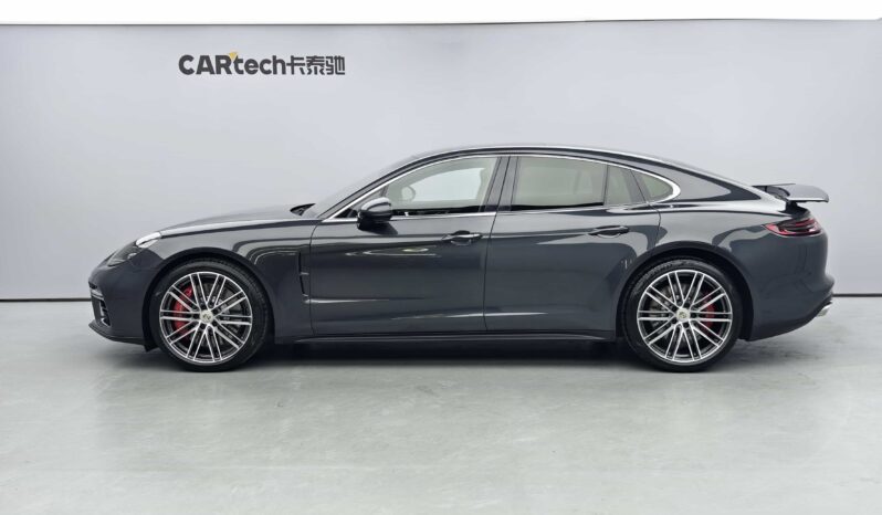 
								Porsche Panamera 2017 Panamera Turbo 4.0T full									