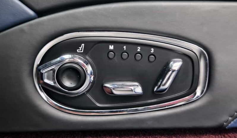 
								Aston Martin DB11 2017 Model 5.2L V12 full									