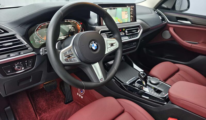 
								BMW X3 2023 xDrive30i Leading Edition M Night Package full									