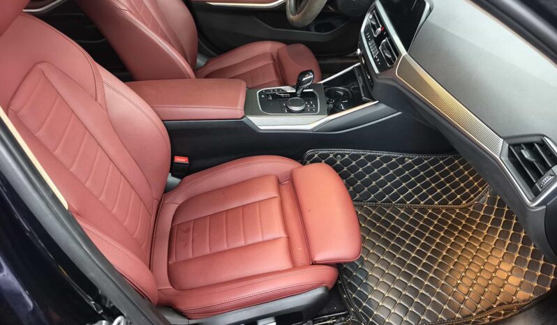 
								BMW 3 Series 2021 325LiM Sport Night Package full									