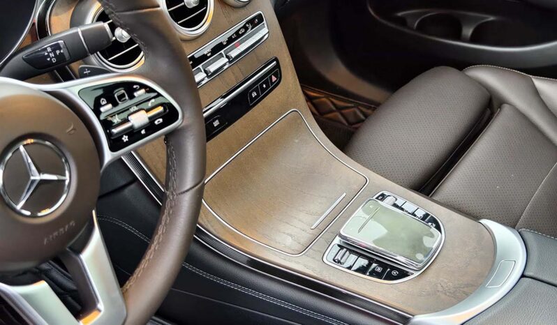 
								Mercedes-Benz GLC 2021 GLC300L 4MATIC Sport Edition full									