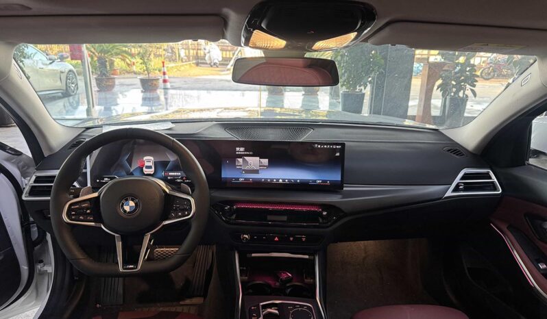 
								BMW 3 Series 2025 325iM Sport Package full									