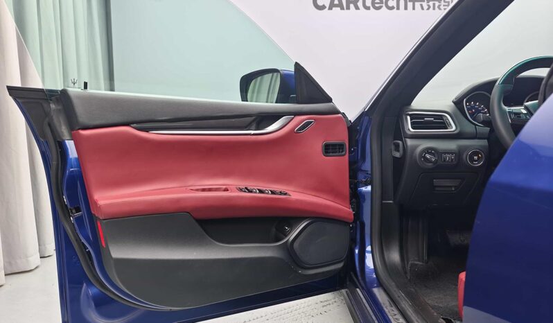 
								Maserati Ghibli 2014 3.0T Standard Edition full									