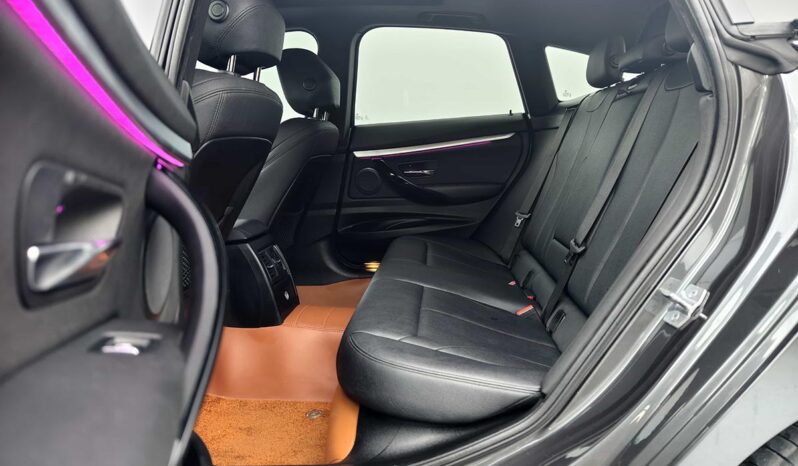 
								BMW 3 Series GT 2019 Model 320i M Sport Package full									