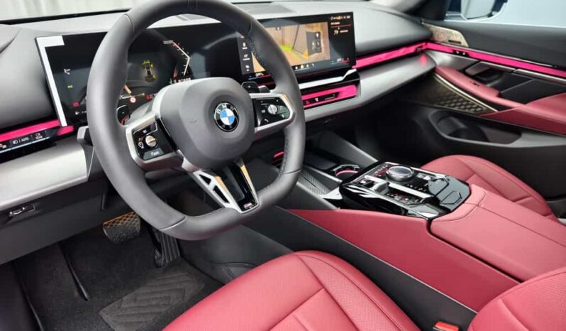 
								BMW 5 Series 2025 530Li Leading Edition M Sport Package full									