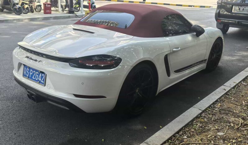 
								Porsche 718 2019 Boxster T 2.0T full									