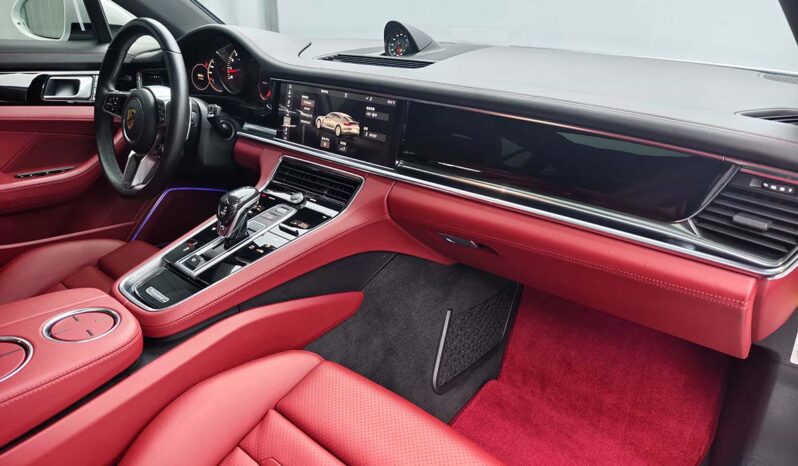 
								Porsche Panamera 2017 Model Panamera 4 Executive Long Wheelbase 2.9T full									