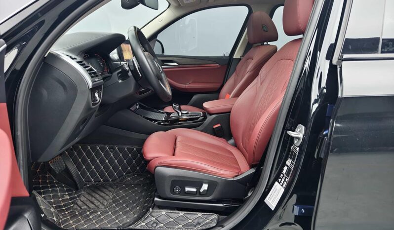 
								BMW X3 2022 xDrive30i Leading Edition M Night Package full									