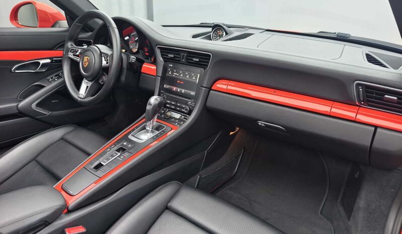 
								Porsche 911 2019 Carrera 4S Cabriolet 3.0T full									