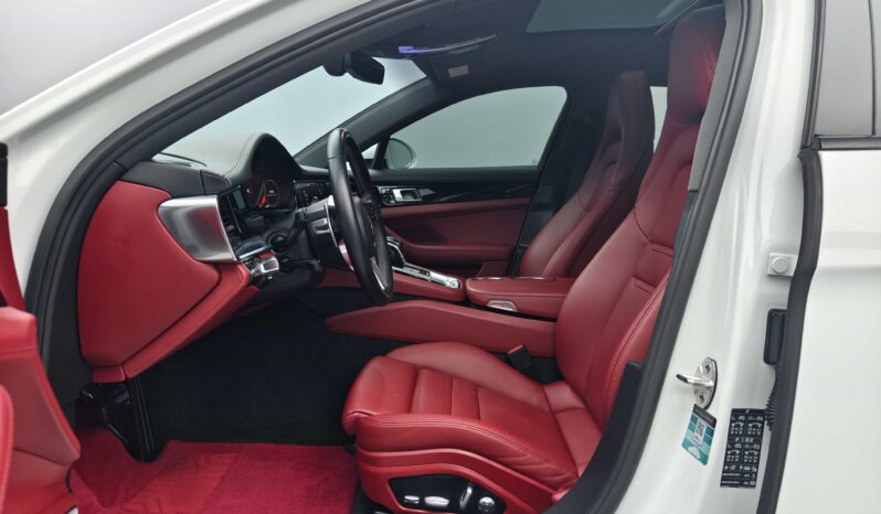 
								Porsche Panamera 2017 Model Panamera 4 Executive Long Wheelbase 2.9T full									