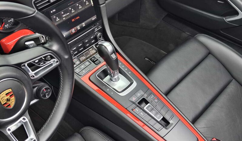 
								Porsche 911 2019 Carrera 4S Cabriolet 3.0T full									