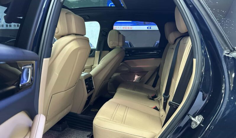 
								Porsche Cayenne 2019 Cayenne 3.0T full									