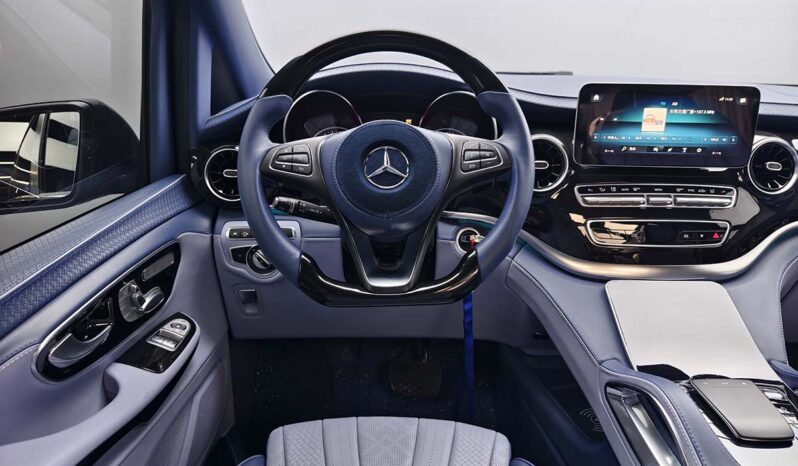 
								Karsen V-Class 2023 V260L Genesis full									