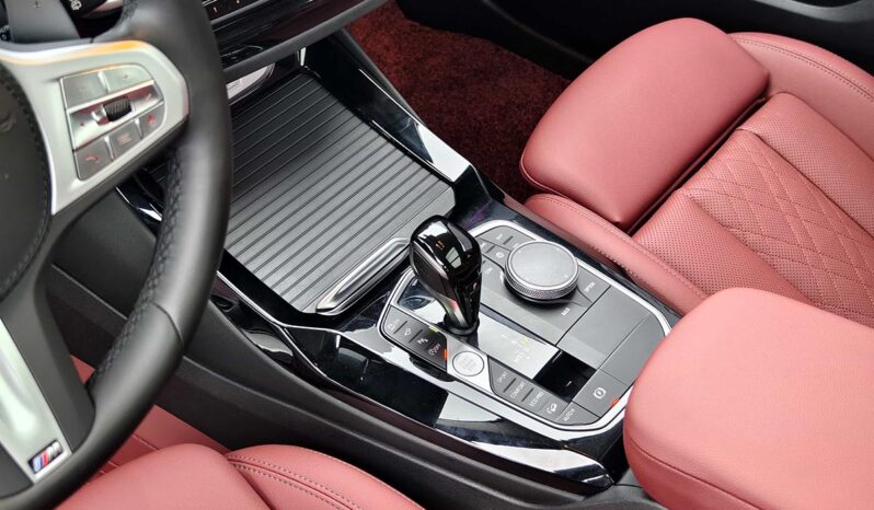 
								BMW X3 2023 xDrive30i Leading Edition M Night Package full									