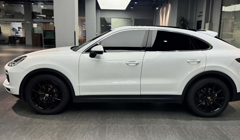 
								Porsche Cayenne 2019 Cayenne Coupe 3.0T full									