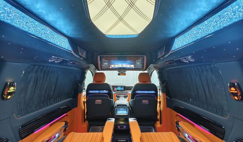 
								Mercedes-Benz Vito 2025 2.0T Business Edition 7-Seater full									