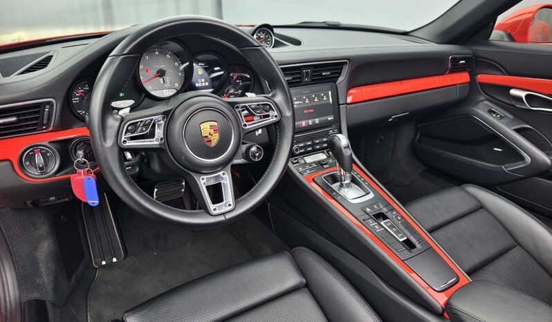 
								Porsche 911 2019 Carrera 4S Cabriolet 3.0T full									
