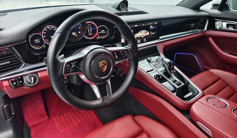 
								Porsche Panamera 2017 Model Panamera 4 Executive Long Wheelbase 2.9T full									