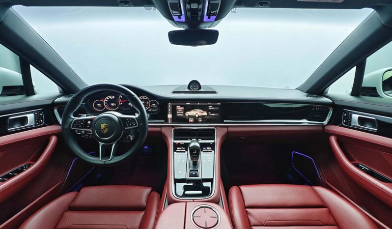 
								Porsche Panamera 2017 Model Panamera 4 Executive Long Wheelbase 2.9T full									