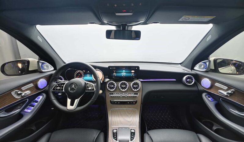 
								Mercedes-Benz GLC 2022 Facelift GLC300L 4MATIC Sport Edition Premium Collection full									