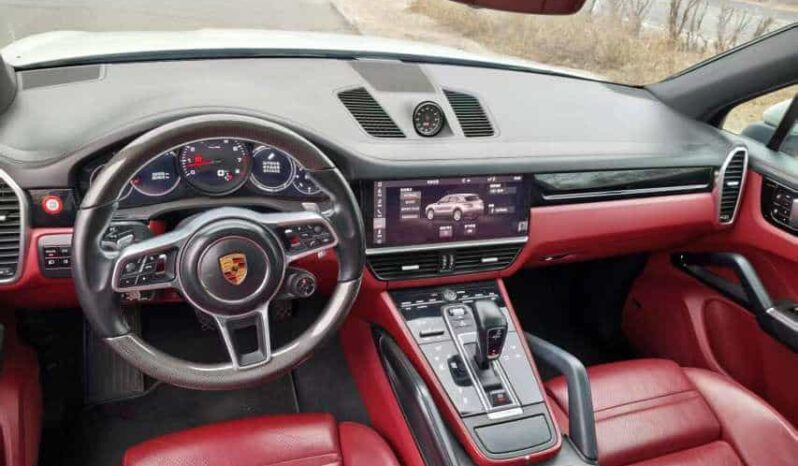 
								Porsche Cayenne 2021 Model Cayenne 3.0T full									