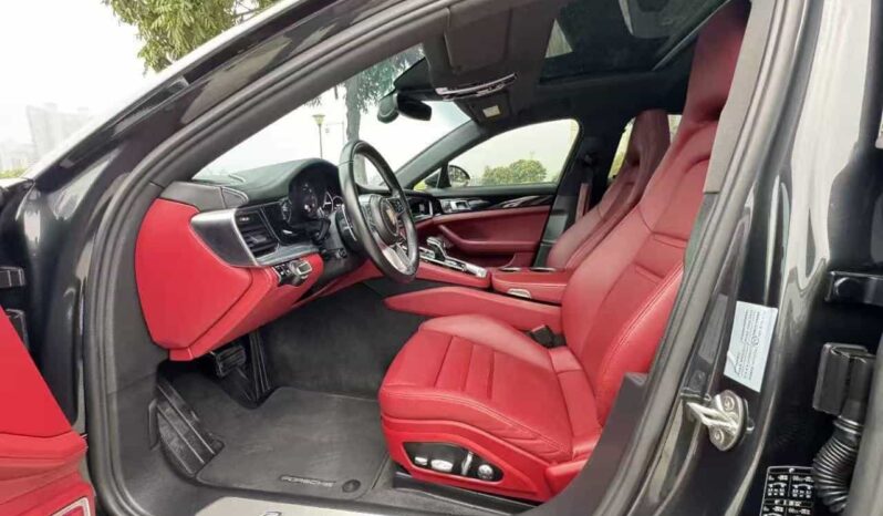 
								Porsche Panamera 2019 Panamera Executive Long Wheelbase 2.9T full									