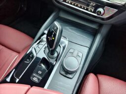 
										BMW 5 Series 2021 530Li Luxury M Sport Package full									