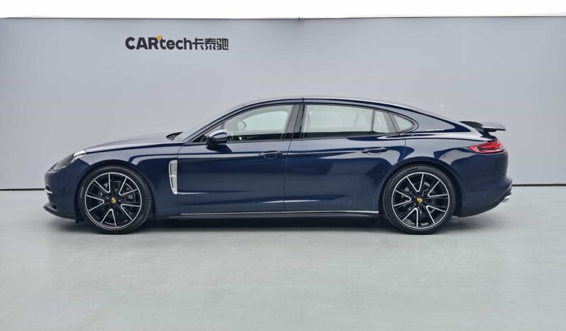 
								Porsche Panamera 2017 Model Panamera 4 Executive Long Wheelbase 3.0T full									