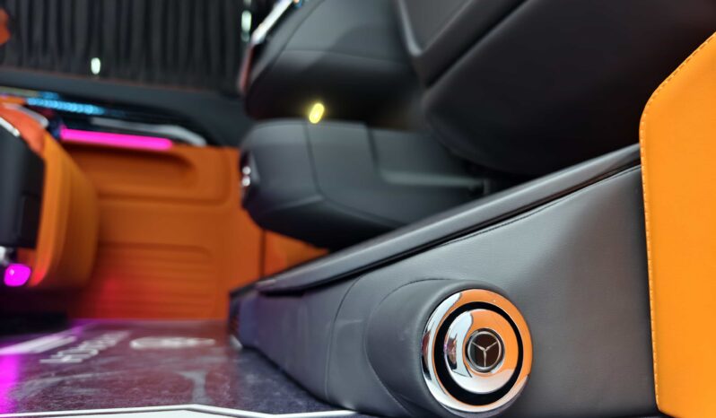 
								Mercedes-Benz Vito 2025 2.0T Business Edition 7-Seater full									