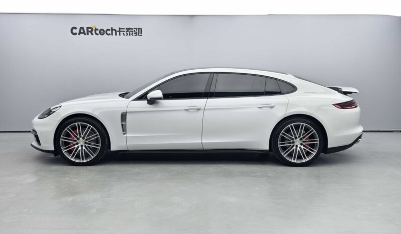 
								Porsche Panamera 2017 Model Panamera 4 Executive Long Wheelbase 2.9T full									