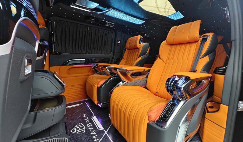 
								Mercedes-Benz Vito 2025 2.0T Business Edition 7-Seater full									