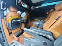 
										Mercedes-Benz V-Class 2023 V260L High Roof Custom Edition full									