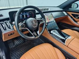 
										Mercedes-Benz S-Class 2022 Facelift S400L Business Edition full									