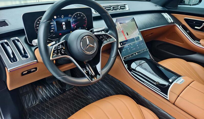 
								Mercedes-Benz S-Class 2022 Facelift S400L Business Edition full									