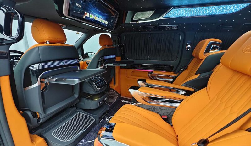 
								Mercedes-Benz Vito 2025 2.0T Business Edition 7-Seater full									