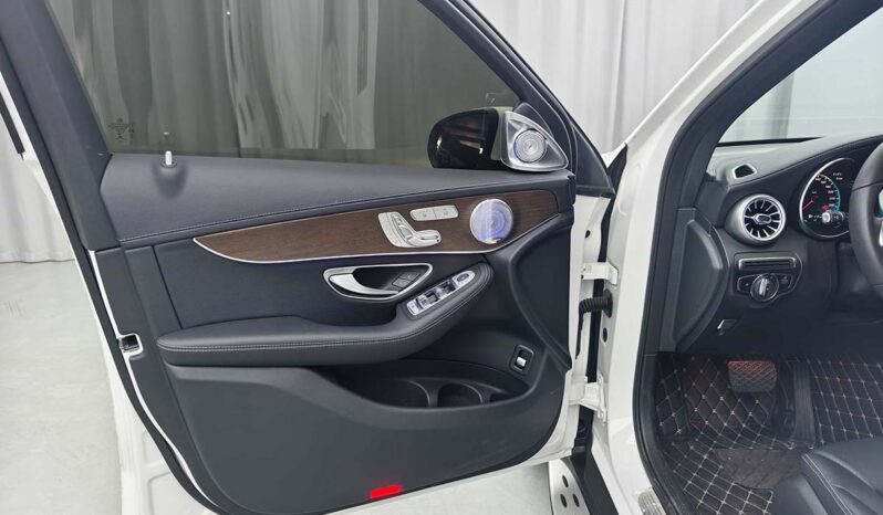 
								Mercedes-Benz GLC 2022 Facelift GLC300L 4MATIC Sport Edition Premium Collection full									