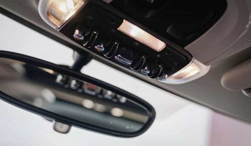 
								MINI CLUBMAN 2018 Model 2.0T COOPER S Artist Edition full									