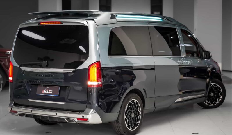 
								2022 Mercedes-Benz AUXUN Aoxuan 2.0T: AUXUN Aoxuan—Conquering the World full									