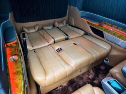 
										Mercedes-Benz V-Class 2023 V260L High Roof Custom Edition full									