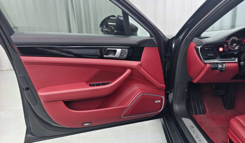 
								Porsche Panamera 2022 Panamera 4 Executive Long Wheelbase 2.9T full									