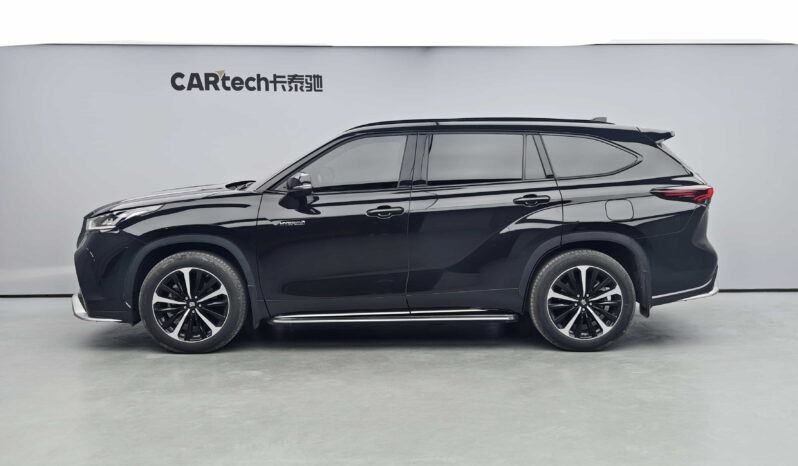 
								Toyota Crown Land Cruiser 2023 2.5L HEV AWD Flagship Edition full									