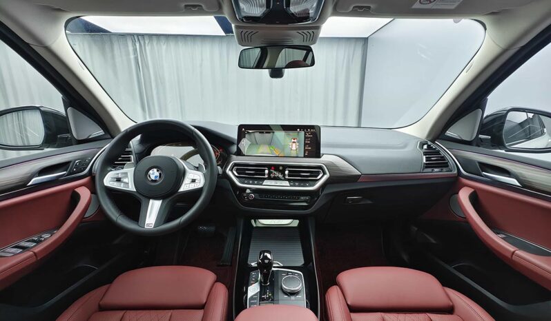 
								BMW X3 2023 xDrive30i Leading Edition M Night Package full									