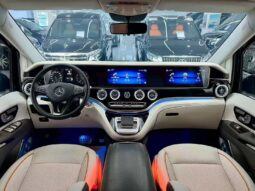 
										2023 Mercedes-Benz Vito 2.0T with Aines-branded business interior full									