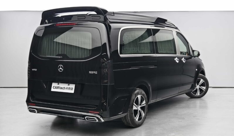 
								Mercedes-Benz Vito 2025 2.0T Business Edition 7-Seater full									